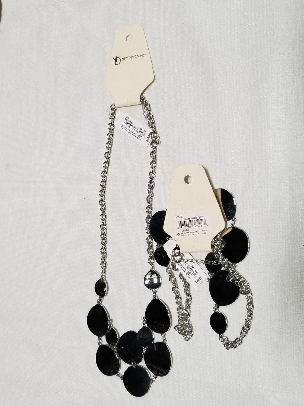 SHORT SINGLE STRAND NECKLACE