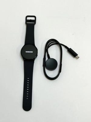 Samsung Galaxy Watch 6 40mm Black Aluminium Case with Graphite Silicone Band (Smart Watches)